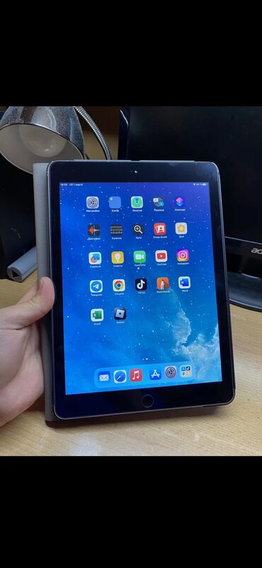 айпад мини 5 поколения: Планшет, Apple, память 128 ГБ, Б/у, Классический цвет - Серебристый