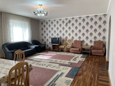 гостиница бишкек политех: 4 комнаты, Собственник, Без подселения, С мебелью полностью