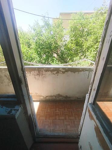 bakı ucuz kiraye evler: Saray, 3 otaqlı, Köhnə tikili, 68 kv. m — 9