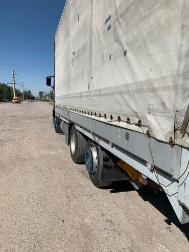 прицеп хова: Жүк ташуучу унаа, Volvo