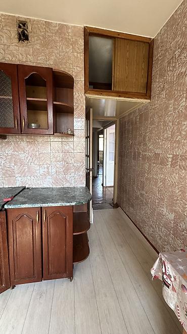 квартира в бишкек: 3 комнаты, 62 м², Аламедин-1 мкр 105 серия, 4 этаж, Требуется ремонт — 6