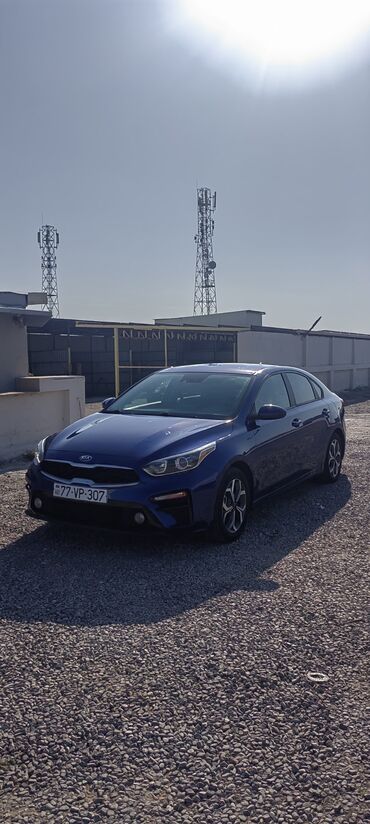 аренда мотоцикла баку: Kia Forte: 1.6 l | 2021 il Sedan