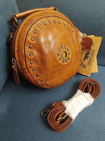 Классические сумки: Продаю классную мимишку, прекрасная сумочка кросбоди круглая диаметром — 8