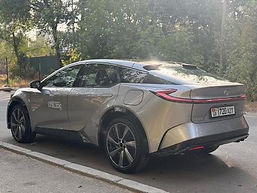 Продажа авто: Toyota bZ5: 2026 г., Автомат, Электромобиль, Кроссовер — 4