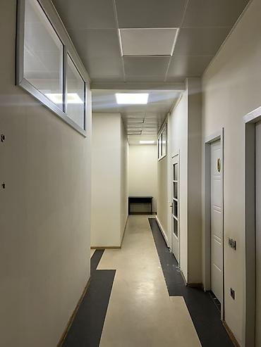 Kommersiya daşınmaz əmlakı: Ofis sahəsi kirayə/verilir - Təyinat: ofis, təlim otağı, studiya və — 1