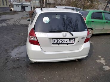 Honda: Honda Fit: 2002 г., 1.3 л, Вариатор, Бензин, Хэтчбэк