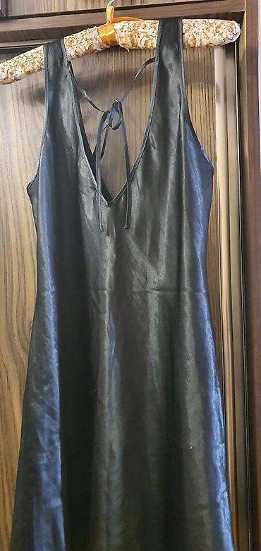 Женская одежда: Nayomi markalı qara don - Model: sadə və zərif slip/kombin tipli don — 2