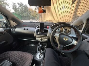 машина кж ош фит: Honda Fit: 2005 г., Вариатор, Бензин, Хетчбек