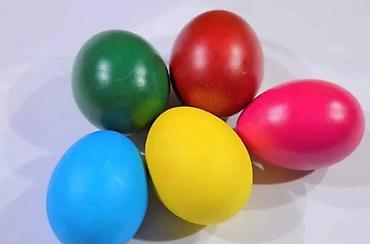 Praznična dekoracija: Pisana uskršnja jaja – ručno farbana u živim bojama - Raznovrsna — 1