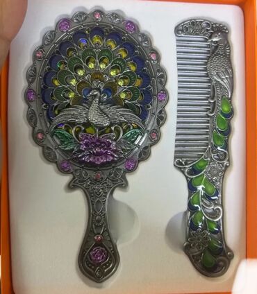 Digər aksesuarlar: Üzərində qırmızı,qara və ağ rənglərin qarışığı ilə simmetrik butalı — 3