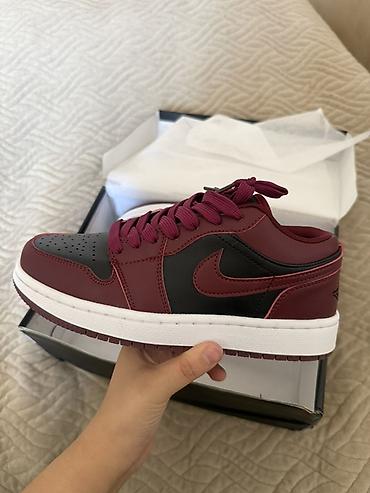 фила: Продам Air Jordan 1 Low (бордовые с черным), 37 размер Абсолютно — 3