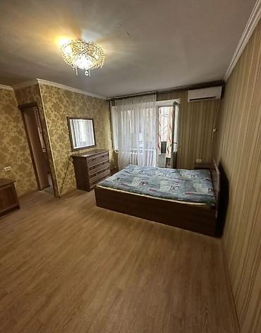 комната манас: 1 комната, 30 м², Бишкек Парк ТРЦ Индивидуалка, 2 этаж, Косметический ремонт — 3