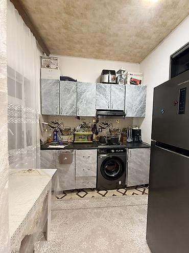 Mənzillər: Avtovağzal matadrom erzisində Avtovağzal metro stansiyasına 3 — 4