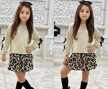 Kompleti: Dečiji komplet – duks i suknjica - Gornji deo: nežno bež ili topli — 1