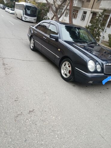 Mercedes-Benz: Mercedes-Benz E 230: 2.3 l | 1997 il Sedan -da lalafo.az — 3 Mercedes-Benz: Mercedes-Benz E 230: 2.3 l | 1997 il Sedan — 3