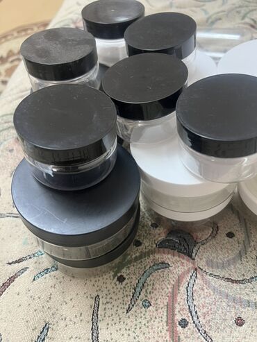 где купить пустые бутылки: Набор пустой тары для косметики/ухода. 50 гр. 250 гр. 200 гр В