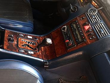 w210 panel: Mercedes-Benz E-Class: 2.4 l | 1999 il Sedan — 4
