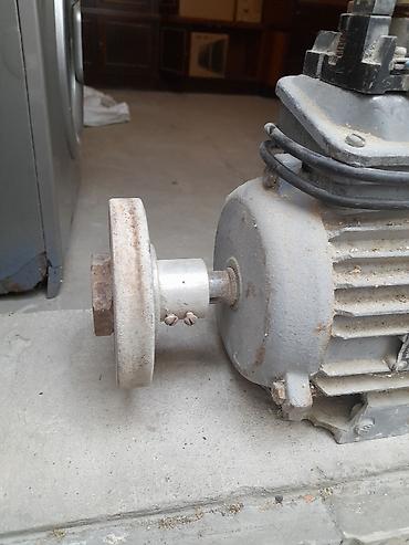 Darvaza motorları: Asinxron elektrik mühərriki. İşləyir amma nese problemi var. Texniki — 3