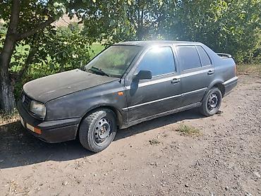 жондер прес: Volkswagen Vento: 1995 г., 1.8 л, Механика, Бензин, Седан — 1