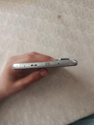 Infinix: Infinix rəng - Gümüşü, Sensor — 10