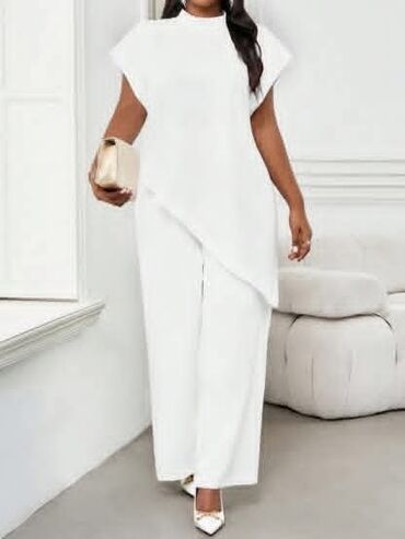 Kompleti: Komplet Cena 2400din Vel 0XL,1XL,2XL,3XL,4XL Vel. u slikama Poručuje — 2