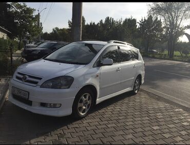 Toyota: Toyota Ipsum: 2003 г., 2.4 л, Автомат, Бензин, Минивэн