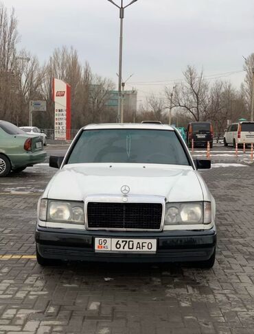 Mercedes-Benz: Mercedes-Benz 220: 1988 г., 2.3 л, Механика, Бензин, Седан