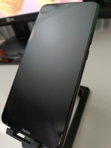 buy used phones near me: Xiaomi Redmi 8, color - Black, Fingerprint, Dual SIM cards, Face ID