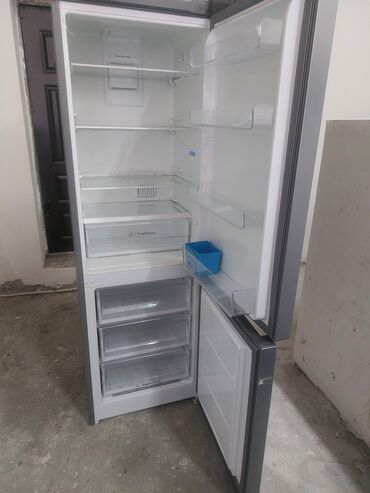 Plitələr və bişirmə panelləri: İşlənmiş 2 qapılı Indesit Soyuducu Satılır, rəng - Boz