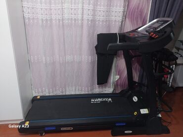 İdman çantaları: Tecili Qaçiş aparati 1000m satilir. Iki matorludu.Tezedir. Ela