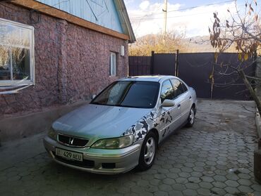 автомашина пассат: Honda Accord: 1998 г., 1.8 л, Механика, Бензин, Седан