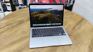 Apple MacBook: Apple MacBook, 13.3 ", Intel Core i3, 256 GB