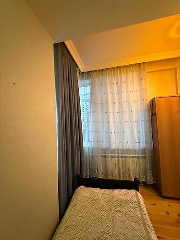 Mənzillər: 3 otaqlı, Yeni tikili, 108 kv. m — 9