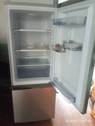 домашний холодильник: Муздаткыч Avest, Колдонулган, Эки камералуу, No frost, 50 * 150 *