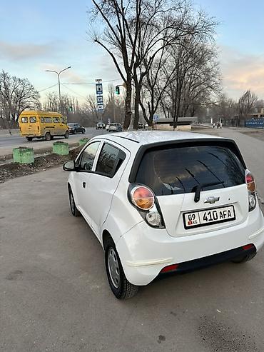 Chevrolet: Chevrolet Spark: 2012 г., 1 л, Автомат, Бензин, Хэтчбэк — 5