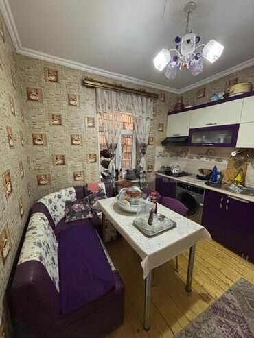 Həyət evləri və villaların satışı: İki mərtəbəli həyət evi - Ümumi plan: 2 mərtəbə, balkonlu fasad — 14