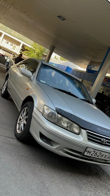 corolla runx: Toyota Camry: 2000 г., 2.2 л, Автомат, Бензин, Седан
