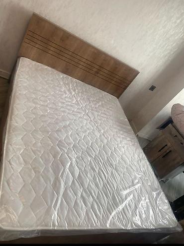 taxt satisi: Taxt Madeyra malıdır 2 ayindır köç sebebi ile tecili 230 man — 1