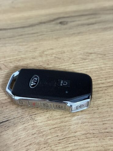 Ключи: Ключ Kia 2017 г., Оригинал at lalafo.kg — 2 Ключи: Ключ Kia 2017 г., Оригинал — 2