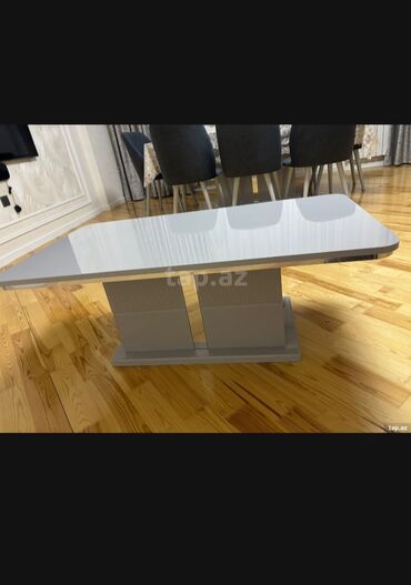 Qonaq otağı dəstləri: İşlənmiş, Masa və oturacaqlar, Divan, Kreslolar, Kredit yoxdur, Türkiyə — 11