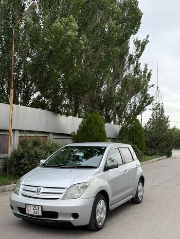 тайота исти: Toyota ist: 2004 г., 1.3 л, Автомат, Бензин, Хэтчбэк