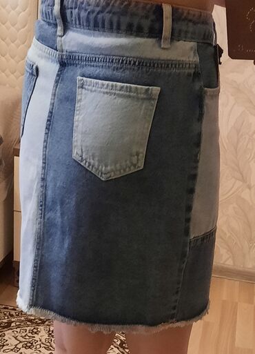 Ətəklər: Cins etek.tezedir etketi ustunde. 21m — 11