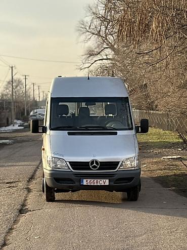 Грузовики: Грузовик, Mercedes-Benz — 1