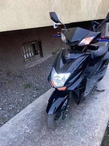 молнии для спорт костюм: Электроскутер (черный, спортивный дизайн) - Электропривод: зарядка от