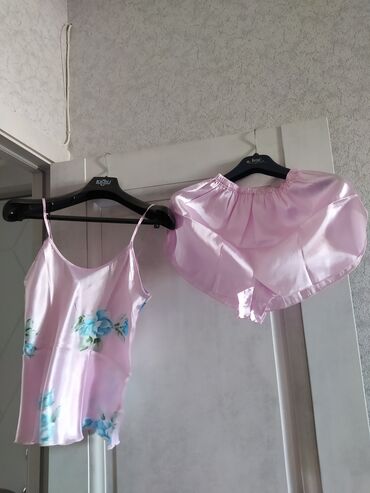 Gecəliklər: Tezedirler. Desmal naboruda, Gece geyim dəstləri de — 7