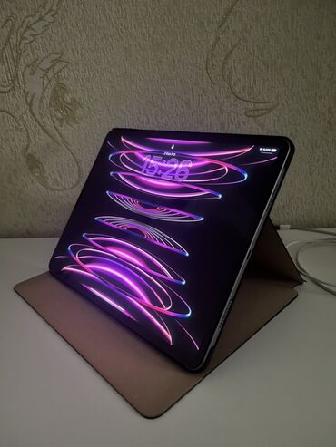Masaüstü kompüterlər və iş stansiyaları: İpad Pro M2 12.9 6cı nəsil heç bir problemi yoxdu çox az istifadə