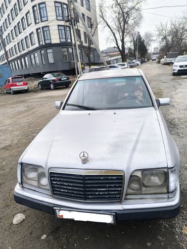 Mercedes-Benz: Mercedes-Benz W124: 1995 г., 2.8 л, Механика, Газ, Седан