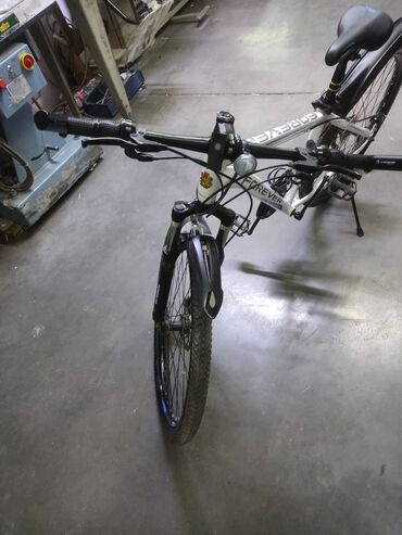 Велосипеды: Велосипед колеса 27,5 жидкие тормоза, алюминиевая рама