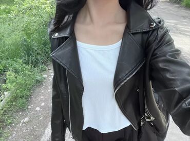кожаные куртки женские бишкек: Кожаная куртка, Косуха, Натуральная кожа, Приталенная модель, S (EU 36), One size