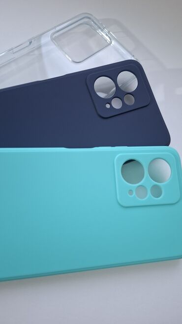 Чехлы: 3 чехла на Redmi Note 12
прозрачный, тёмно синий, бирюзовый — 2